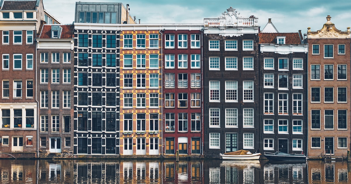 Pet travel to Netherlands (EU): entry requirements (2026)
